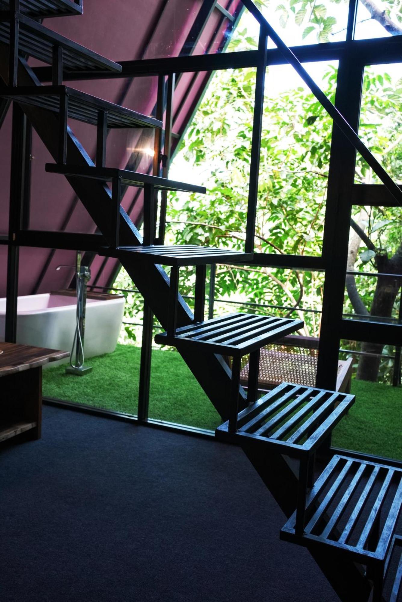 Hillcrest Hotel Weligama
